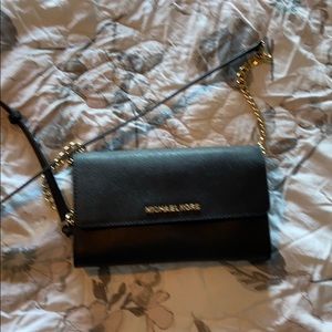 Michael kors crossbody bag